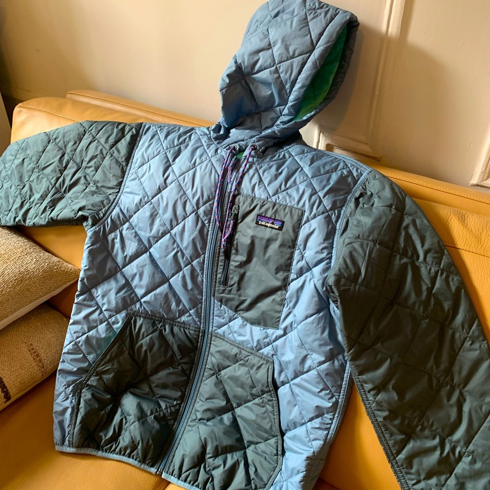 Patagonia blue and gray diamond quilted hoody, men’s M; NWOT